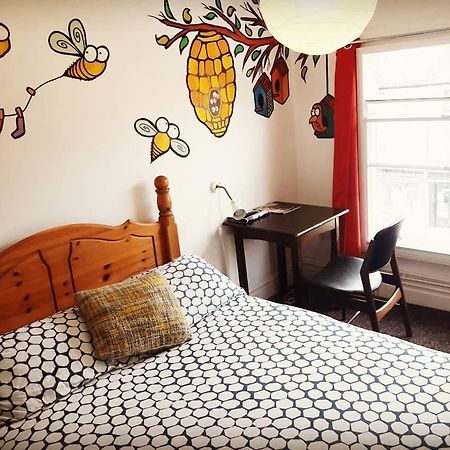 Igloo Backpackers Hostel & Annexe Ноттингем Экстерьер фото