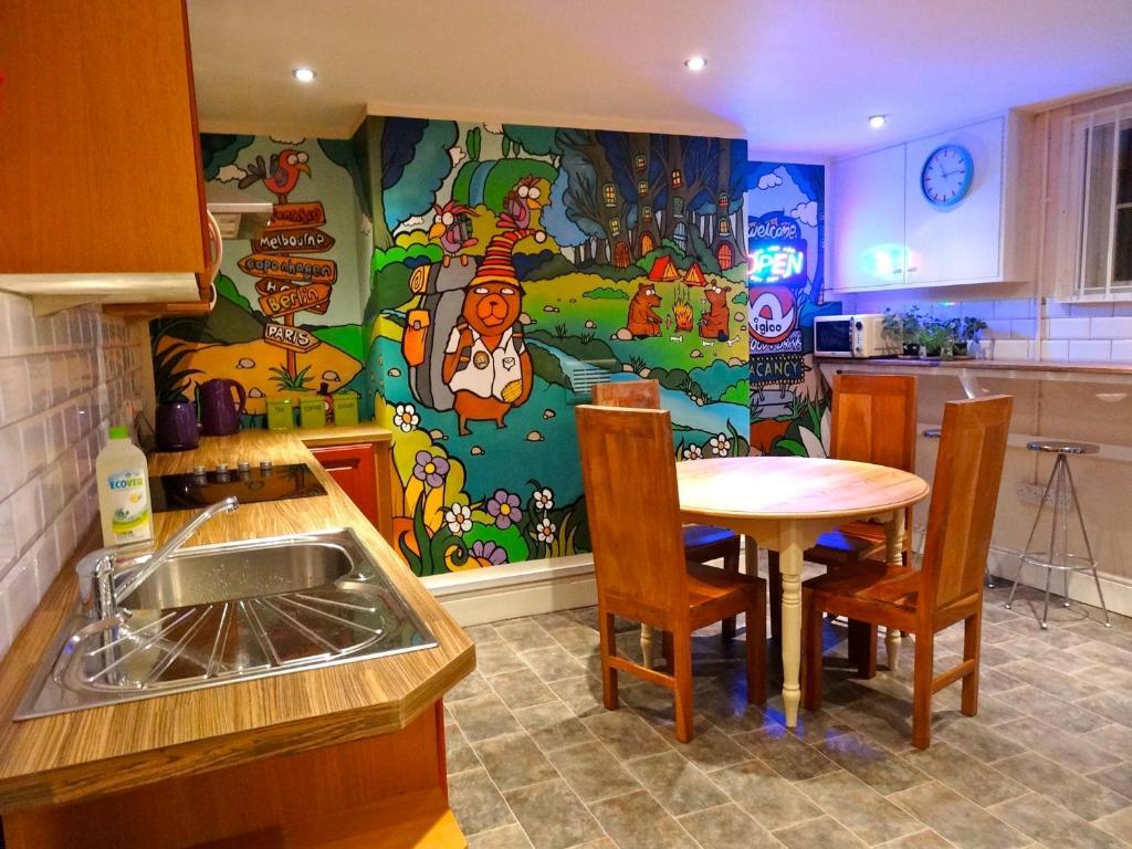 Igloo Backpackers Hostel & Annexe Ноттингем Экстерьер фото